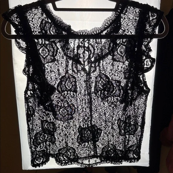 ZARA Full Lace back button Top - Picture 3 of 10